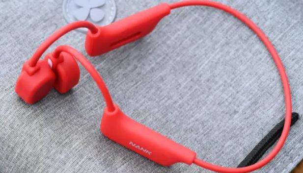 Exploring the Buzz around Bone Conduction Headphones: A Comprehensive Guide