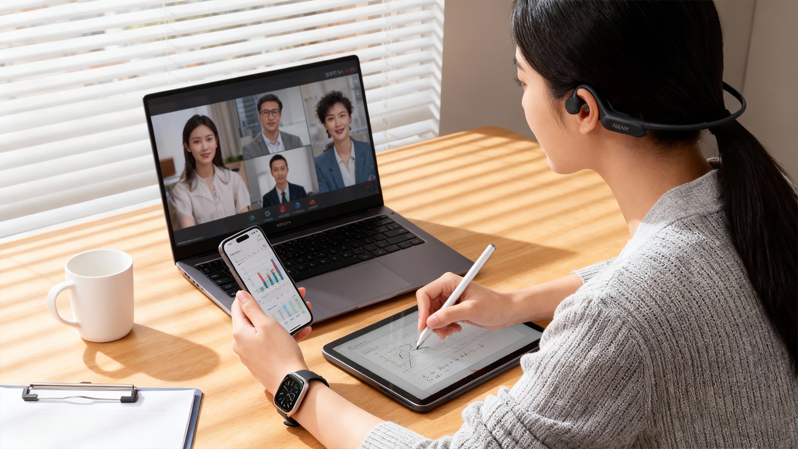 Bone Conduction Headphones and Smart Connectivity: Redefining Everyday Listening